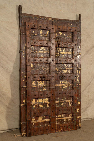 Biscottini-Porta-portone-in-legno-massello-e-ferro-da-interno-o-da-esterno-vecchia-e-antica-medievale-scorrevole