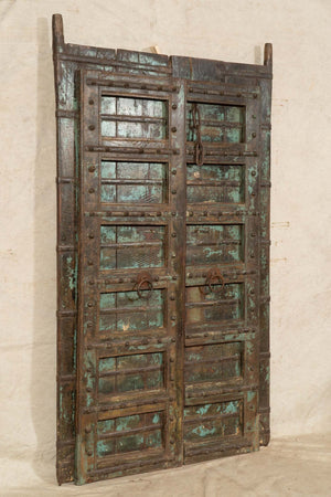 Biscottini-Porta-portone-in-legno-massello-e-ferro-da-interno-o-da-esterno-vecchia-e-antica-medievale-scorrevole