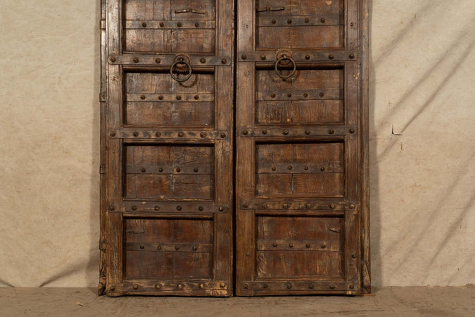 Biscottini-Porta-portone-in-legno-massello-e-ferro-da-interno-o-da-esterno-vecchia-e-antica-medievale-scorrevole