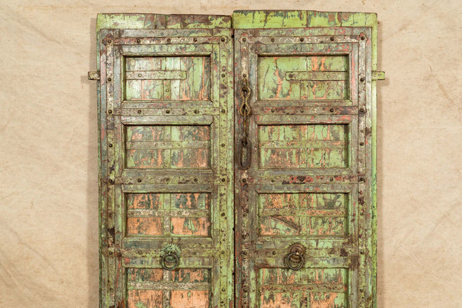 Biscottini-Porta-portone-in-legno-massello-e-ferro-da-interno-o-da-esterno-vecchia-e-antica-medievale-scorrevole