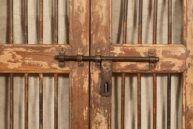 Biscottini-Porta-portone-in-legno-massello-e-ferro-da-interno-o-da-esterno-vecchia-e-antica-medievale-scorrevole
