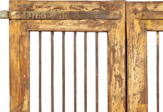 Biscottini-Porta-portone-in-legno-massello-e-ferro-da-interno-o-da-esterno-vecchia-e-antica-medievale-scorrevole