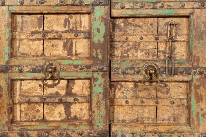 Biscottini-Porta-portone-in-legno-massello-e-ferro-da-interno-o-da-esterno-vecchia-e-antica-medievale-scorrevole