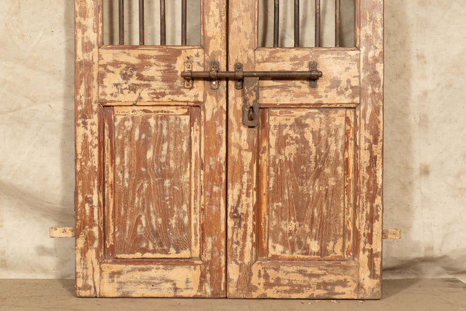 Biscottini-Porta-portone-in-legno-massello-e-ferro-da-interno-o-da-esterno-vecchia-e-antica-medievale-scorrevole