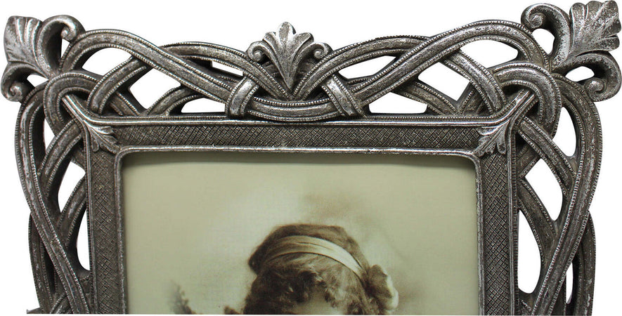 Biscottini-Portafoto-da-appoggio-verticale/orizzontale-in-resina-finitura-argento-anticata-L25,5xPR2xH30,5-cm