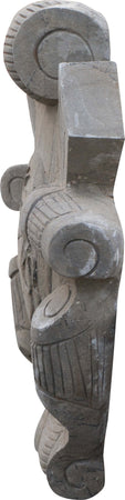 Biscottini-Stemma-in-pietra-L52xPR12xH65-cm