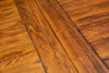 Biscottini-Tavolo-allungabile-Country-in-legno-massello-di-tiglio-struttura-bianca-anticata-piano-noce-Made-in-Italy