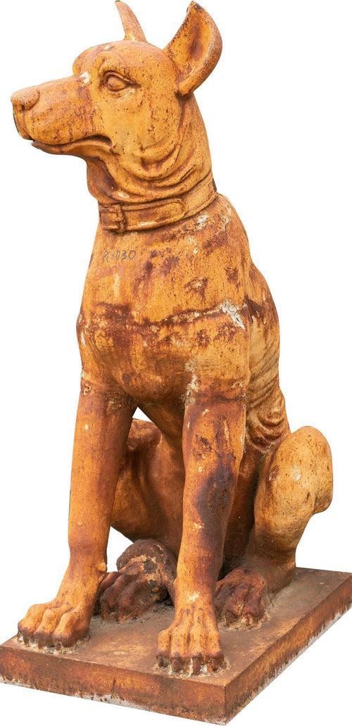 Biscottini-Vecchia-statua-raffigurante-un-cane-seduto-in-fusione-di-ghisa