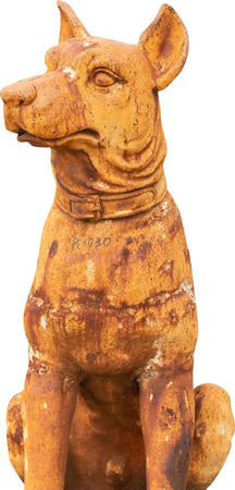 Biscottini-Vecchia-statua-raffigurante-un-cane-seduto-in-fusione-di-ghisa