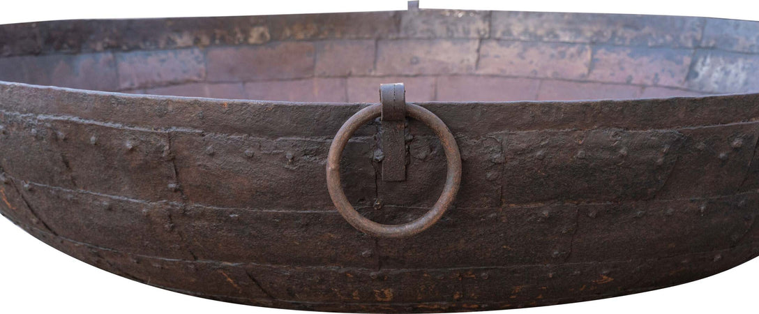 Biscottini-VECCHIO-CONTENITORE-IN-FERRO-BATTUTO