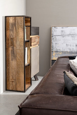 Credenza "Manchester" con struttura in legno di mango e acciaio, cassetti in legno riciclato, stile moderno