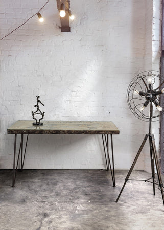 Scrivania "Atlantide" struttura in acciaio anticato, stile industriale, 130 x 65 x 75 cm