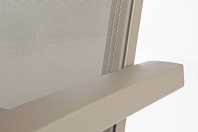 Poltrona reclinabile "Victor", color tortora, struttura in alluminio per esterno, seduta comoda