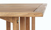 Set tavolo con 4 sedie Noemi in legno di acacia, finitura ad olio, per esterno