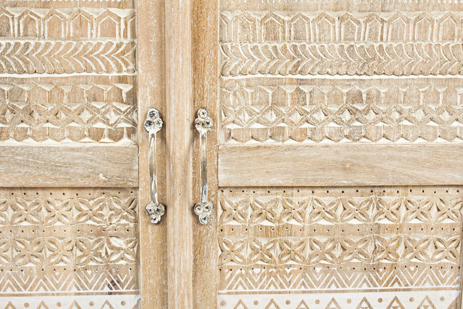 Credenza "Mayra" con struttura in legno di mango, decorazioni a mano, stile naturale