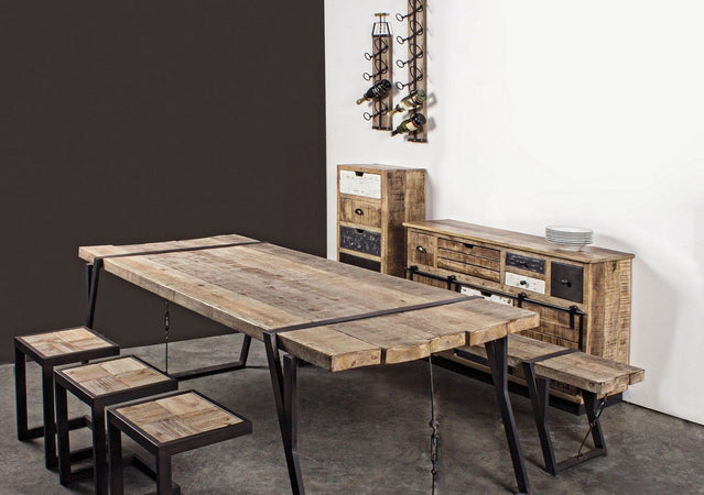 Credenza "Tudor" con struttura in mango e base in acciaio, stile industriale