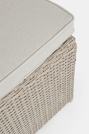 Salotto "Ariel" con poltrone, divanetto, pouf e tavolino, struttura in alluminio, per esterno