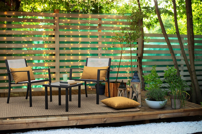 Salottino "Auri" con sedie e tavolino, per esterno, struttura in acciaio, piano in vetro