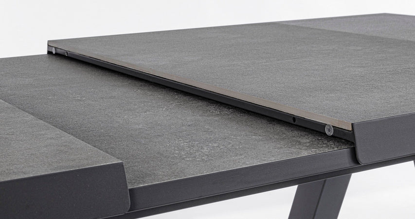 Tavolo allungabile "Krion" con struttura in alluminio, piano in ceramica, da 205 - 265 x 103 cm