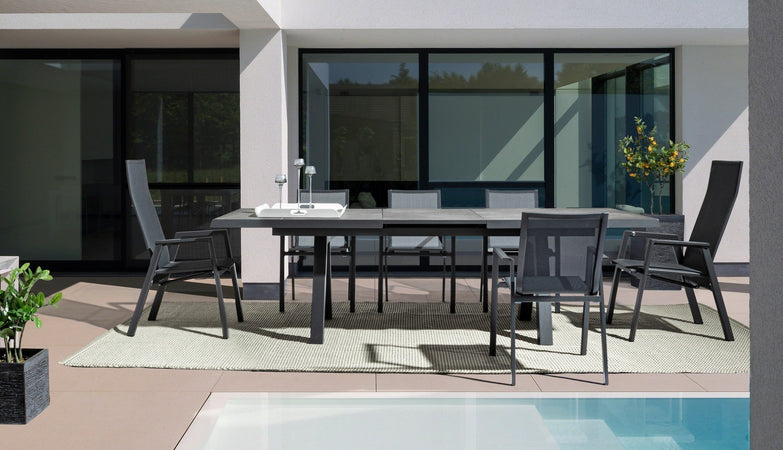 Tavolo allungabile "Krion" con struttura in alluminio, piano in ceramica, da 205 - 265 x 103 cm