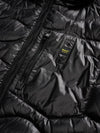 Blauer piumino uomo ad onde in nylon nero con cappuccio fisso e taschino sul petto dettaglio