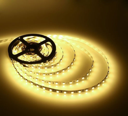 Bobina Striscia Strip Led 5050 Flessibile 5m Adesiva Luce Interno Esterno Ip65 Illuminazione/Strisce LED Trade Shop italia - Napoli, Commerciovirtuoso.it