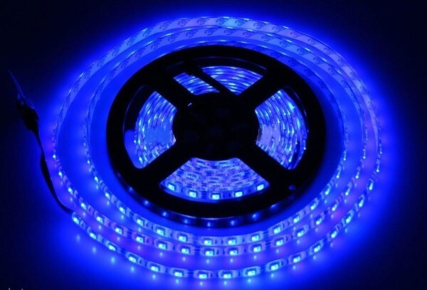 Bobina Striscia Strip Led 5050 Flessibile 5m Adesiva Luce Interno Esterno Ip65 Illuminazione/Strisce LED Trade Shop italia - Napoli, Commerciovirtuoso.it