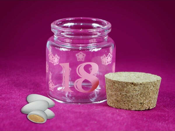 Bomboniera Per 18 Anni Diciottesimo Compleanno Barattolo In Vetro Tappo Sughero Casa e cucina/Hobby creativi/Materiali per hobby creativi/Forniture per feste/Bomboniere Trade Shop italia - Napoli, Commerciovirtuoso.it