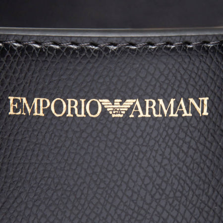 Borsa Donna Emporio Armani Borsa a Spalla Rigida in Similpelle 44,5 X 28,5 X 11,5 Cm 1 Scomparto Con Pochette Esterna Amovibile 25 X 17,5 X 1 Cm Chiusura Clip Magnetica Borsa Donna Fashion Grande Moda/Donna/Borse/Borse a spalla Euforia - Bronte, Commerciovirtuoso.it