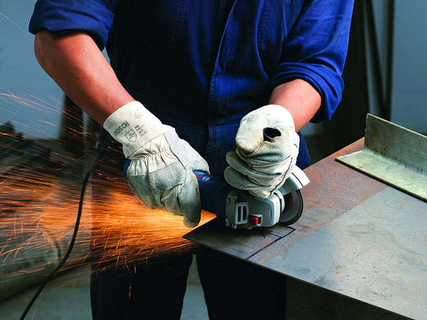 BOSCH GWS 7-125 SMERIGLIATRICE ANGOLARE PICCOLA PROFESSIONALE 720 WATT Fai da te/Utensili elettrici e a mano/Utensili elettrici/Smerigliatrici/Smerigliatrici angolari Trade Shop italia - Napoli, Commerciovirtuoso.it