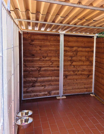 Box per Cani Coperto di Metri 2 e Retro in Legno Zincatura a Caldo da 400x200x Altezza 180 Cm Prodotti per animali domestici/Cani/Cucce gabbiette e recinzioni/Recinti da esterno Ogomondo - Martina Franca, Commerciovirtuoso.it