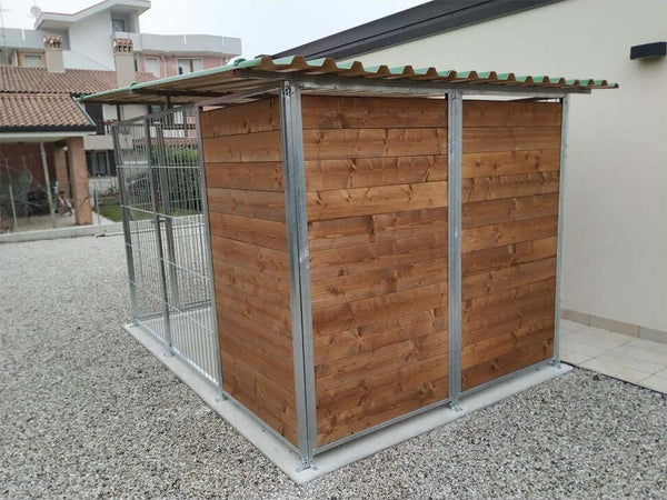 Box per Cani Coperto e Retro in Legno Zincato con Portaciotole da 200x300xAltezza 180 Cm Prodotti per animali domestici/Cani/Cucce gabbiette e recinzioni/Recinti da esterno Ogomondo - Martina Franca, Commerciovirtuoso.it