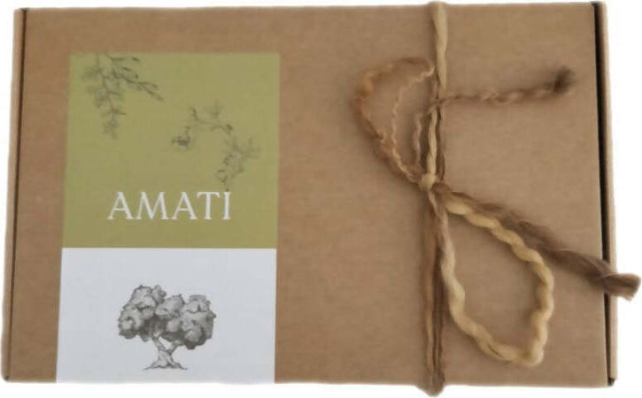 Box Shampoo Delicato Biologico 100% Naturale Rinforzante + 1 Sapone Mani Viso Corpo Cannella e Mandarino Bellezza/Cura dei capelli/Prodotti per la cura dei capelli/Shampoo doccia 3 in 1 L’Olea Biocosmesi - Castelbottaccio, Commerciovirtuoso.it