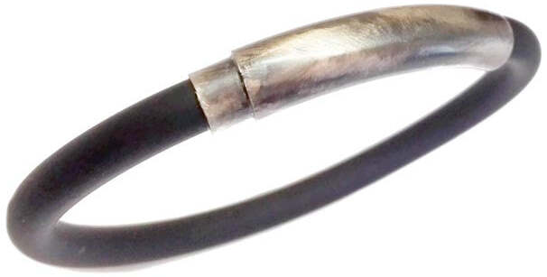 Bracciale caucciù nero e argento vintage