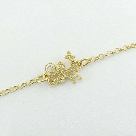 Bracciale donna con pavoncella sarda centrale in argento dorato