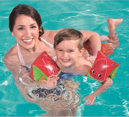Braccioli Frutta Per Bambini 23x15cm Nuoto Piscina Mare Modelli Assortiti 32042 Giochi e giocattoli/Sport e giochi all'aperto/Giochi aquatici e piscine per bambini/Canotti e gonfiabili galleggianti Trade Shop italia - Napoli, Commerciovirtuoso.it