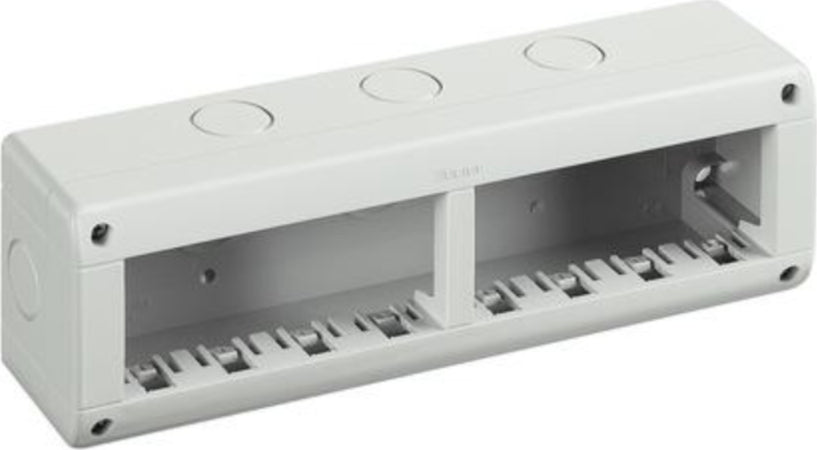 BTICINO---CUSTODIA-8-POSTI---IP40---CON-BASE-E-COPERCHIO