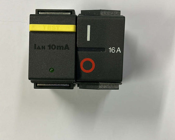 BTICINO---INTERRUTTORE-MAGNETOTERMICO-16A-220V