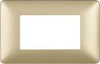 BTICINO---MATIX-PLACCA-3-MODULI---COLORE-GOLD-E-MATERIALE-TECNOPOLIMERO