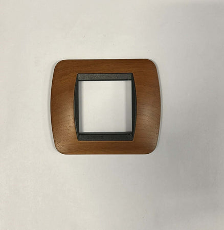 BTICINO---PLACCA-2-MODULI-IN-LEGNO-DI-NOCE-EUROPEO-L4802LNC***