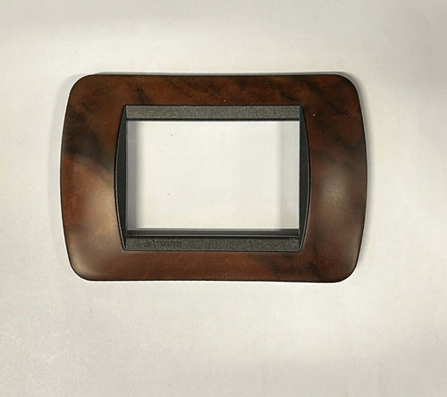 BTICINO---PLACCA-3-MODULI-IN-LEGNO-RADICA-DI-NOCE-L4803LRN