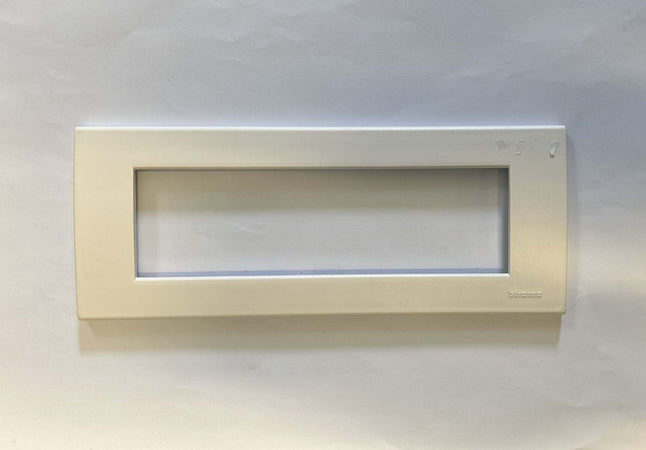 BTICINO---PLACCA-7-MODULI-BIANCO-LIGHT-N4807LB