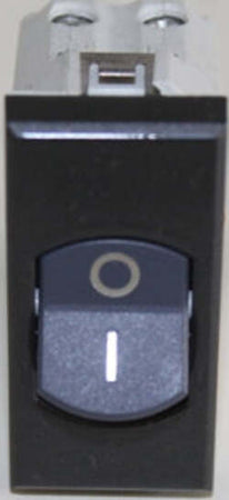 BTICINO-AXOLUTE---INTERRUTTORE-127/250V∼-ART.-HS4002