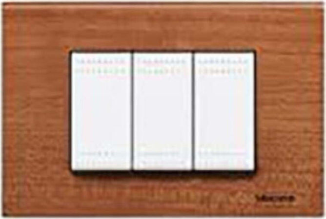 BTICINO-LIGHT---PLACCA-3-MODULI-IN-LEGNO-CILIEGIO-AMERICANO
