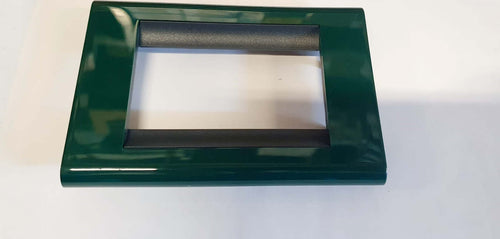 BTICINO-LIVING---PLACCA-3-MODULI-IN-TECNOPOLIMERO-VERDE-BOSCO-4713PVB