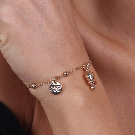 BYSIMON---Bracciale-in-Metallo-con-campanella-portafortuna-pendente,-impreziosita-da-punto-luce