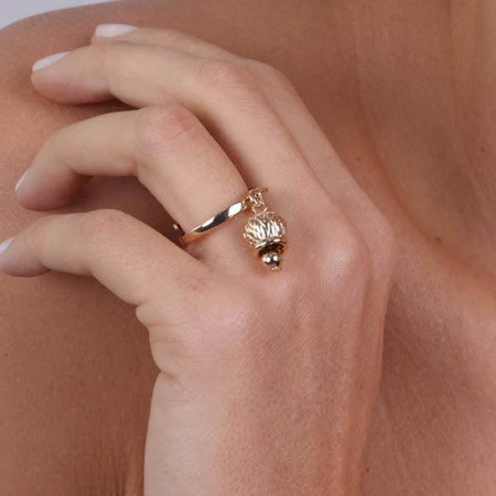 BYSIMON-Anello-in-Metallo-con-campanella-portafortuna-pendente,-motivo-ad-intreccio