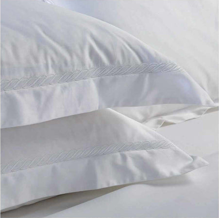 Caleffi-PRESTIGIOSO-ED-ELEGANTE-COMPLETO-LENZUOLA-MATRIMONIALE-IN-RASO-DI-COTONE-TRECCIA