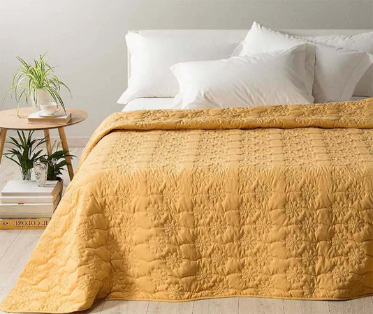 Caleffi Trapuntino Copriletto Trapuntato In Microfibra Tinta Unita Bell Letto Matrimoniale Con Trapuntatura A Ricamo 260x270 cm Casa e cucina/Tessili per la casa/Biancheria da letto/Coperte e trapunte/Trapunte La Bottega del Risparmio - Bari, Commerciovirtuoso.it