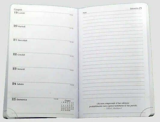 Calendario Filosofico Agenda Filosofica Settimanale 2023 Media 13x21 Nera " Inizia a Fare Ciò Che Ti Piace E Rende Felice"